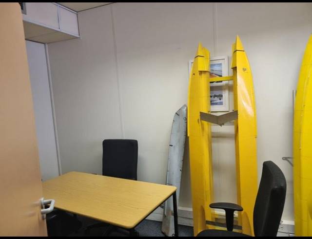 BUSINESS PROPERTY TO RENT IN MOWBRAY
